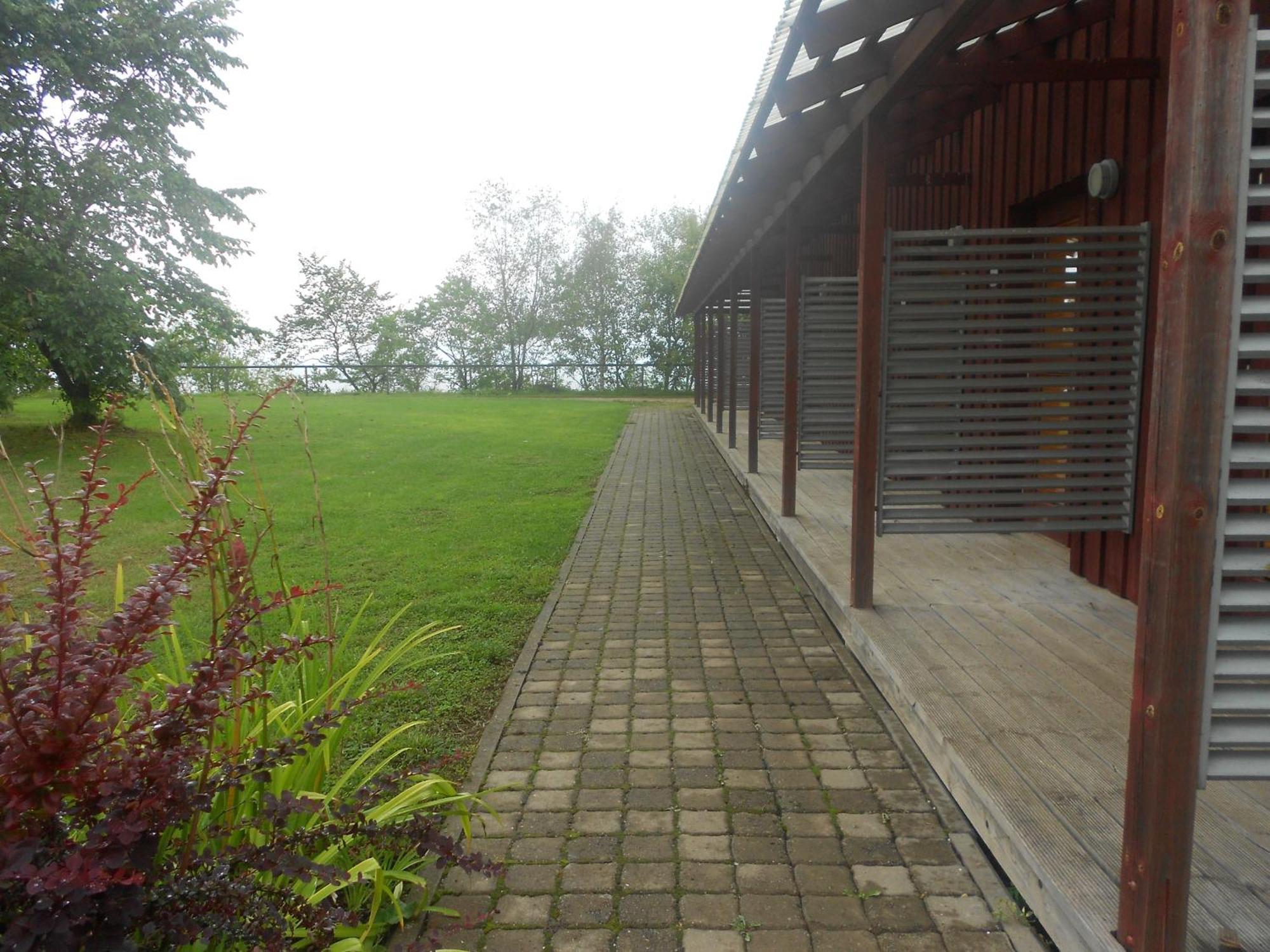 Hotel Saka Manor Habitación foto